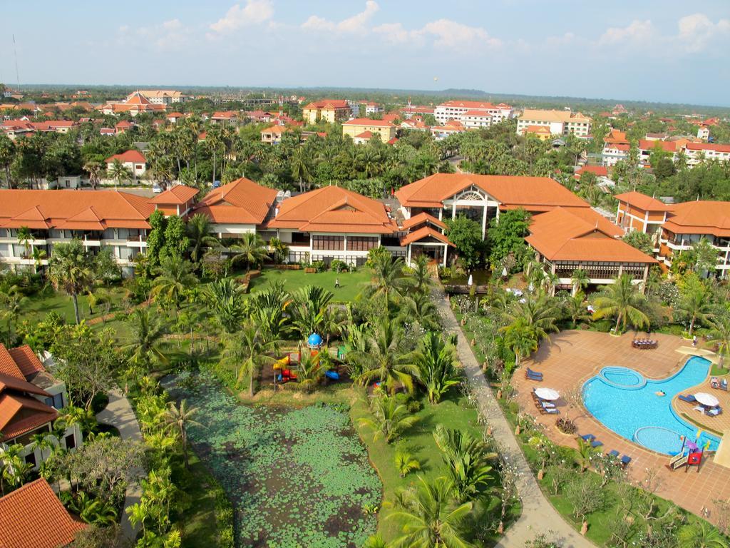 Palace Residence & Villa Siem Reap Extérieur photo