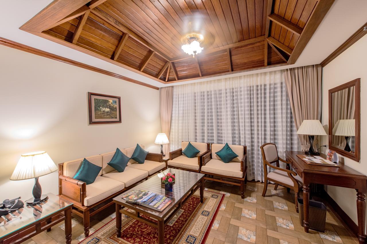 Palace Residence & Villa Siem Reap Extérieur photo